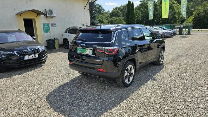 Jeep Compass 4