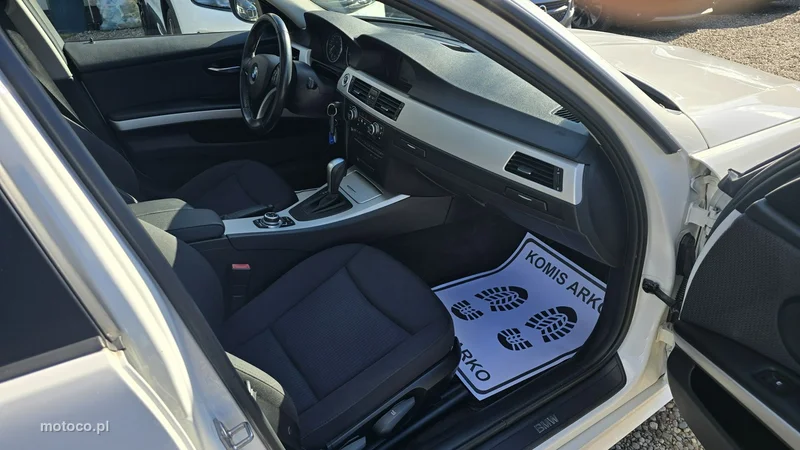 BMW Seria 3 E90 320 14