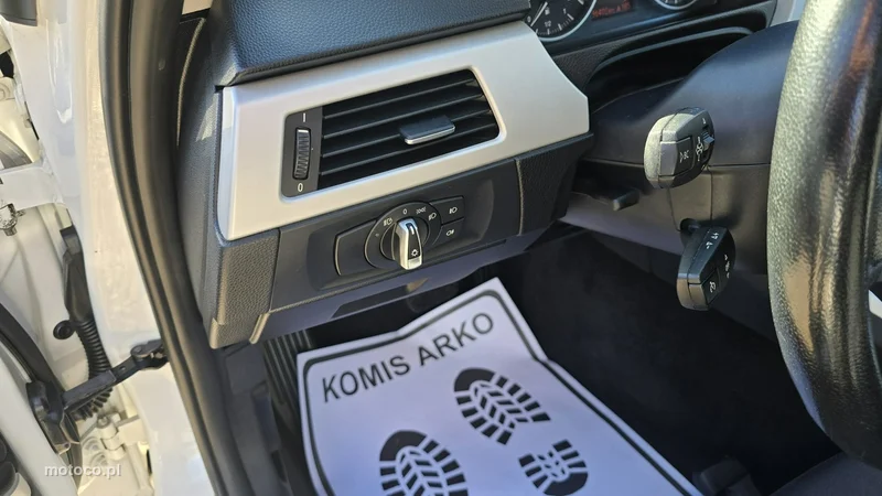 BMW Seria 3 E90 320 19