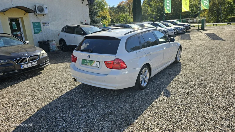 BMW Seria 3 E90 320 4