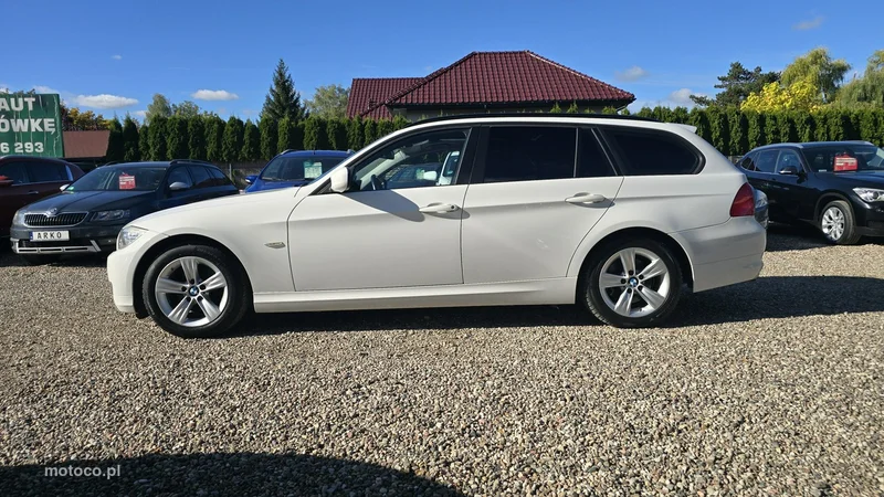 BMW Seria 3 E90 320 5
