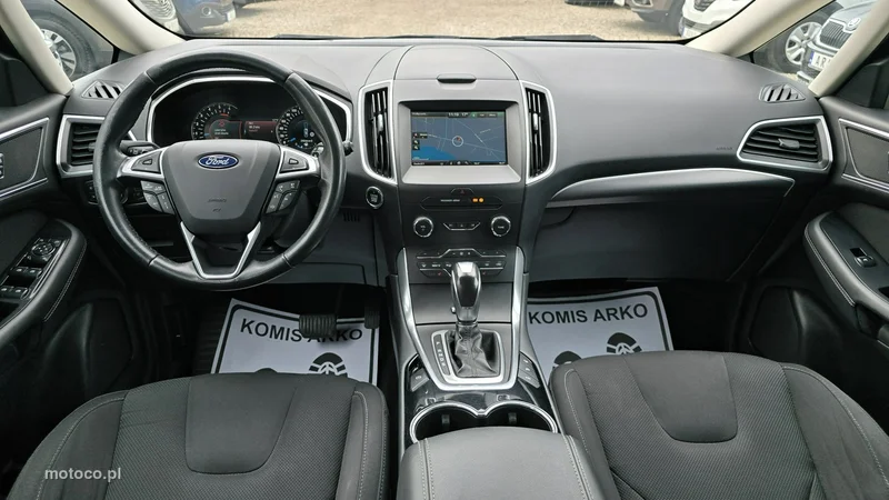 Ford S-Max II 11
