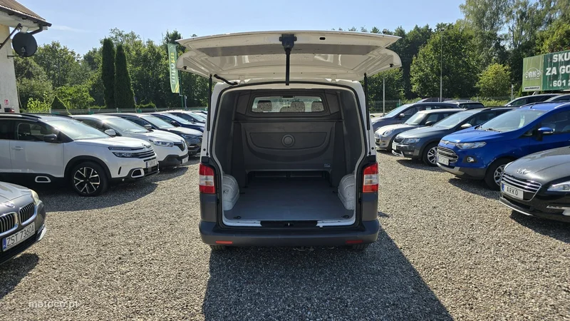 Volkswagen Transporter 16