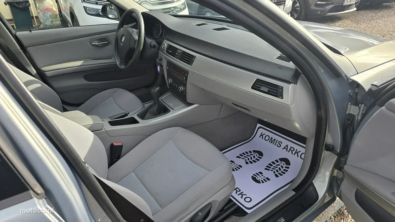 BMW Seria 3 E90 318 13