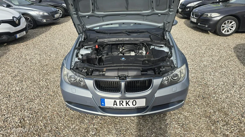 BMW Seria 3 E90 318 16