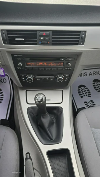 BMW Seria 3 E90 318 19