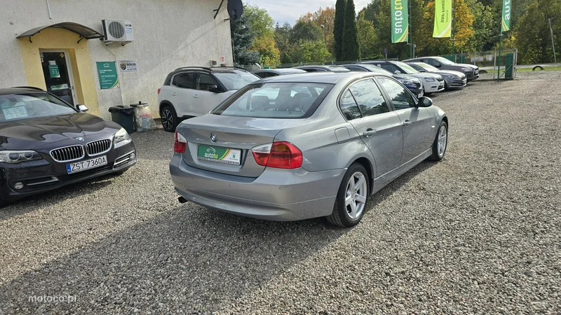 BMW Seria 3 E90 318 4