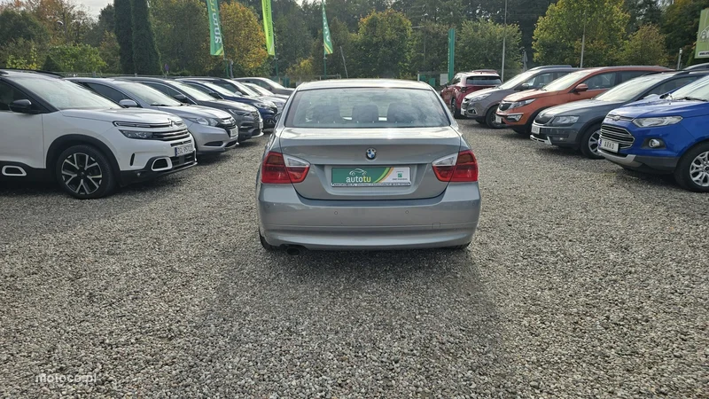 BMW Seria 3 E90 318 8