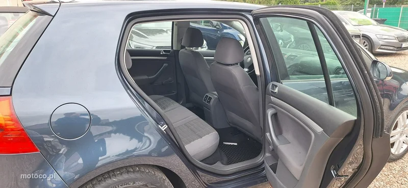 Volkswagen Golf V 13