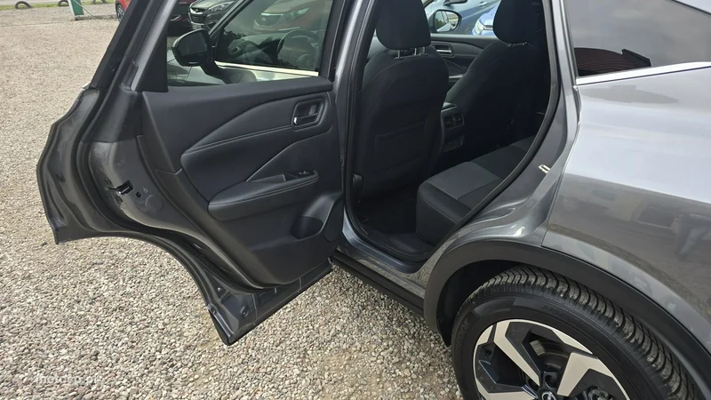 Nissan Qashqai 10