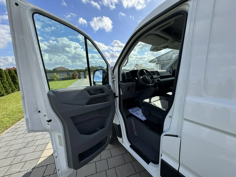 Volkswagen Crafter 18