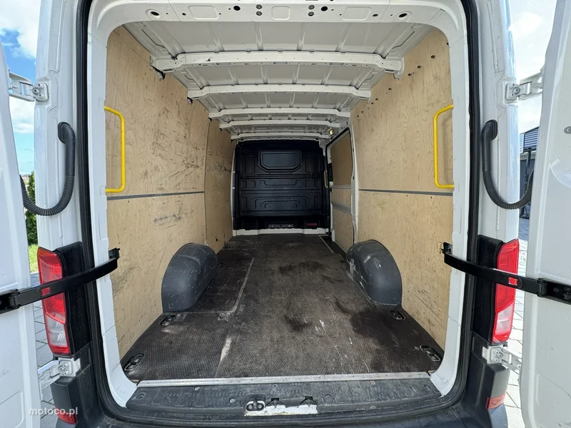 Volkswagen Crafter 28