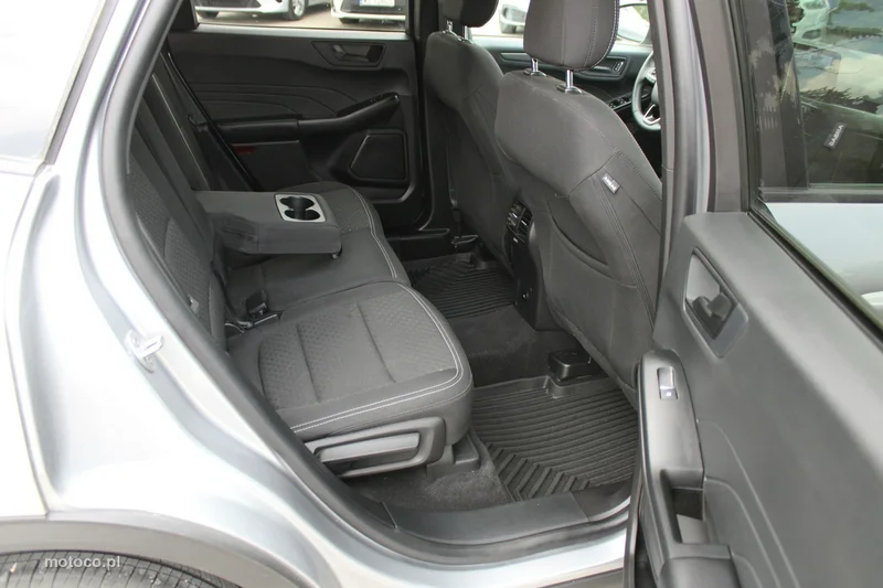 Ford Escape 32