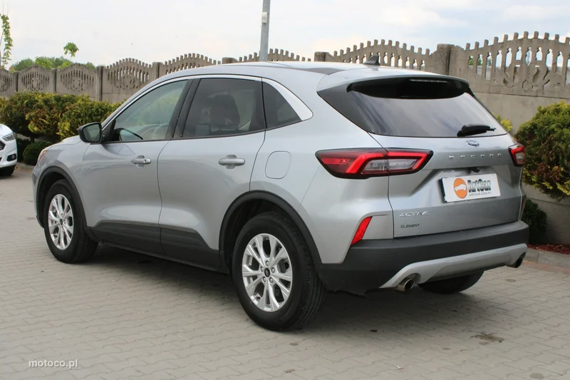 Ford Escape 46