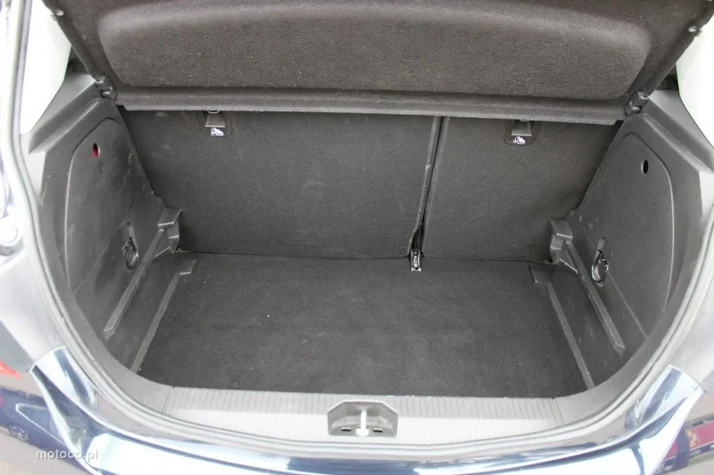 Opel Corsa E 31
