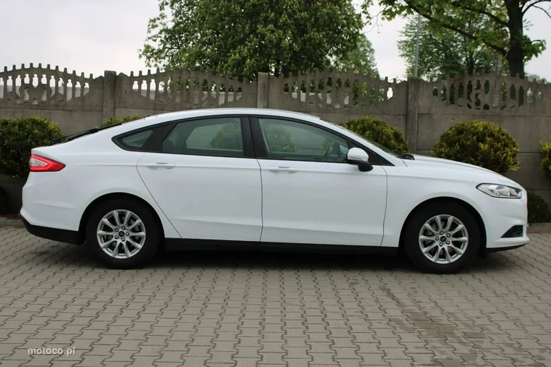 Ford Mondeo V 11
