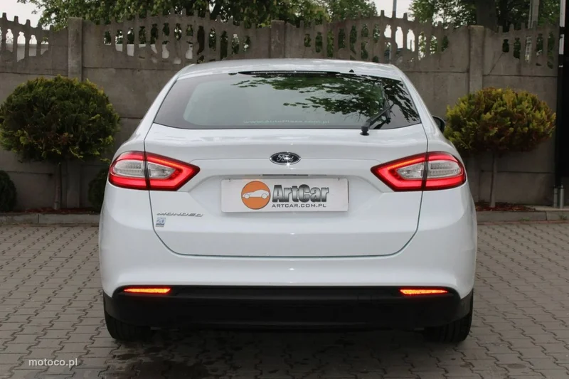 Ford Mondeo V 17