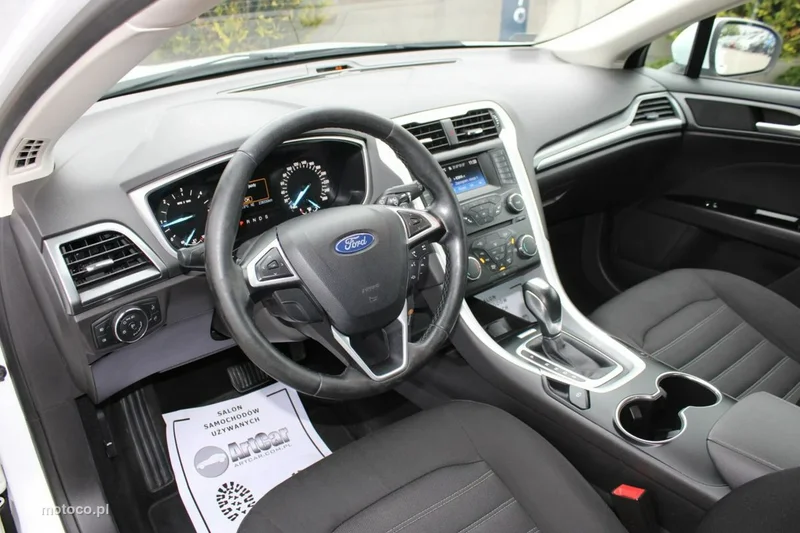 Ford Mondeo V 19