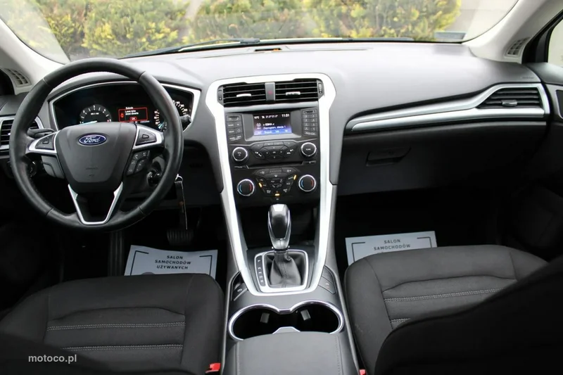 Ford Mondeo V 26
