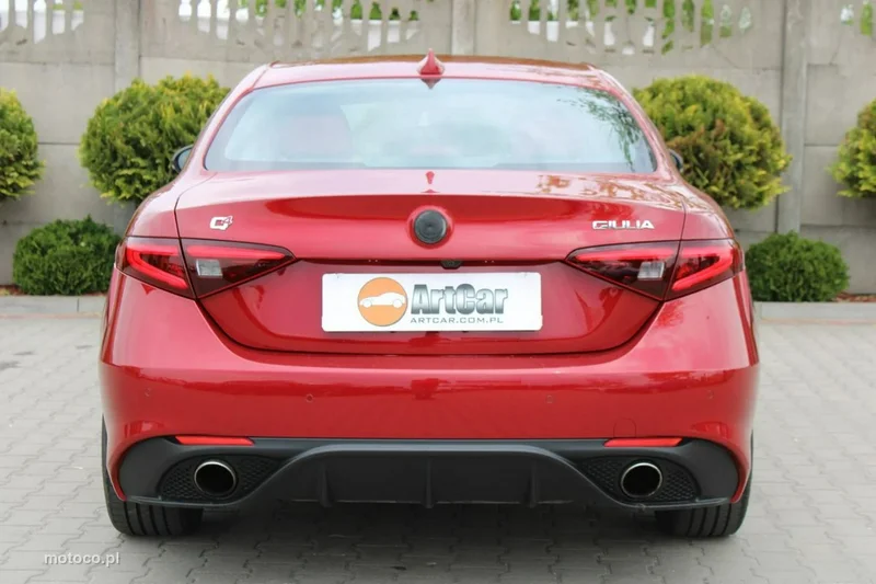 Alfa Romeo Giulia 16