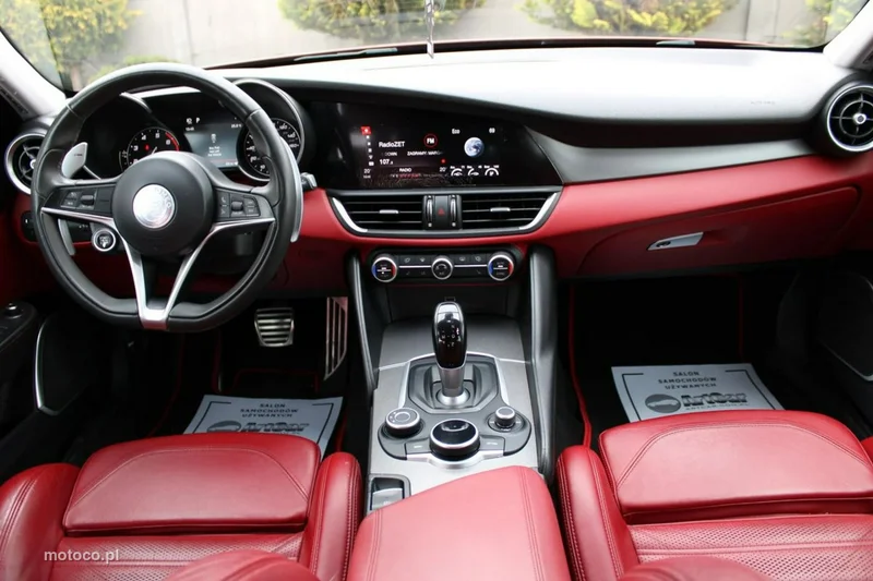 Alfa Romeo Giulia 23