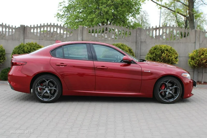 Alfa Romeo Giulia 5