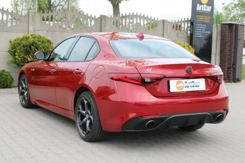 Alfa Romeo Giulia 6