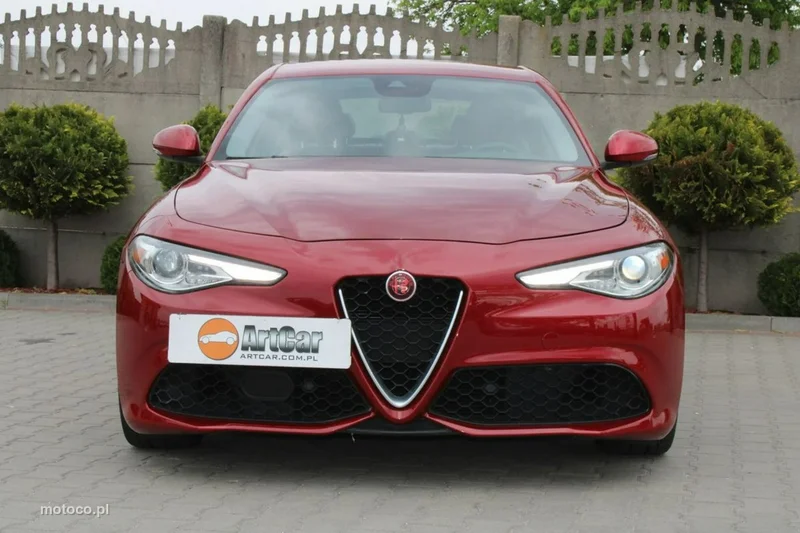 Alfa Romeo Giulia 9
