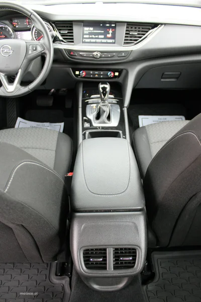 Opel Insignia B 22