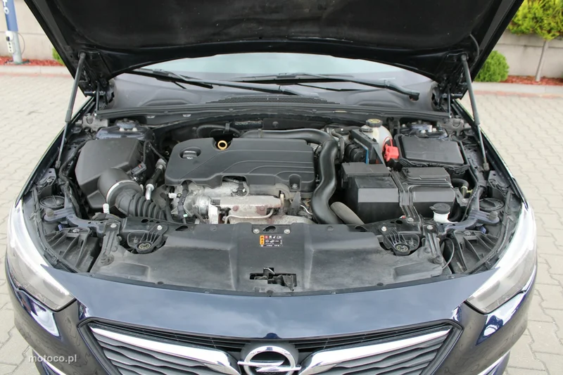 Opel Insignia B 35