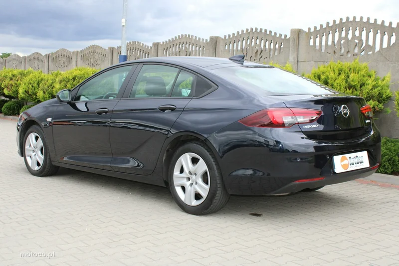 Opel Insignia B 46