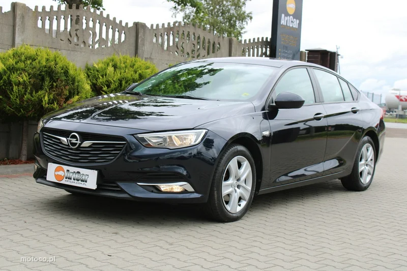 Opel Insignia B 10