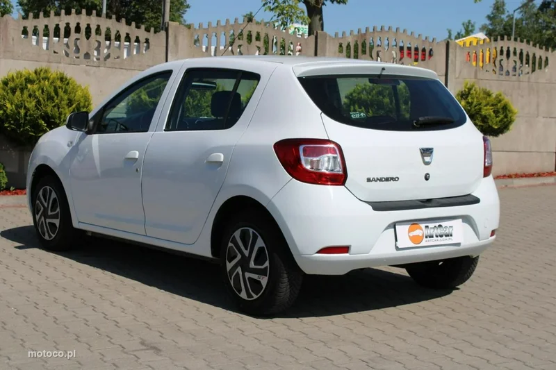 Dacia Sandero 15