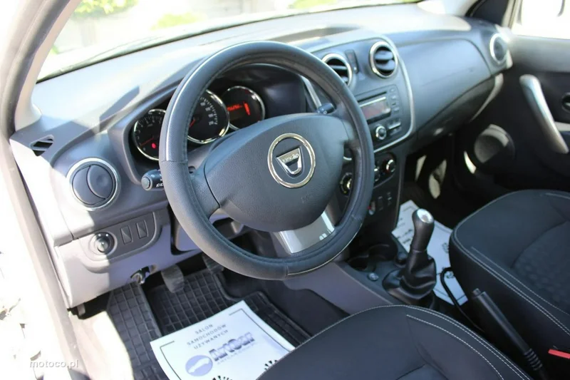 Dacia Sandero 22