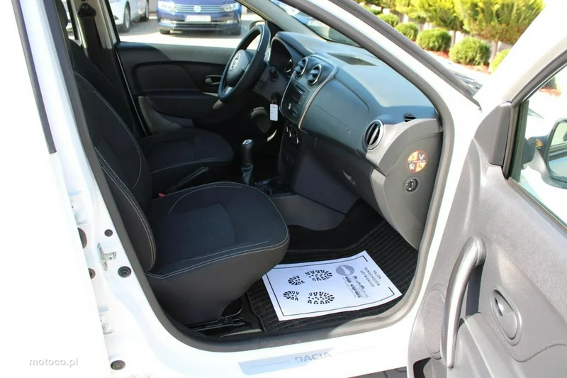Dacia Sandero 27