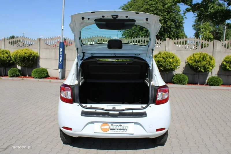 Dacia Sandero 32