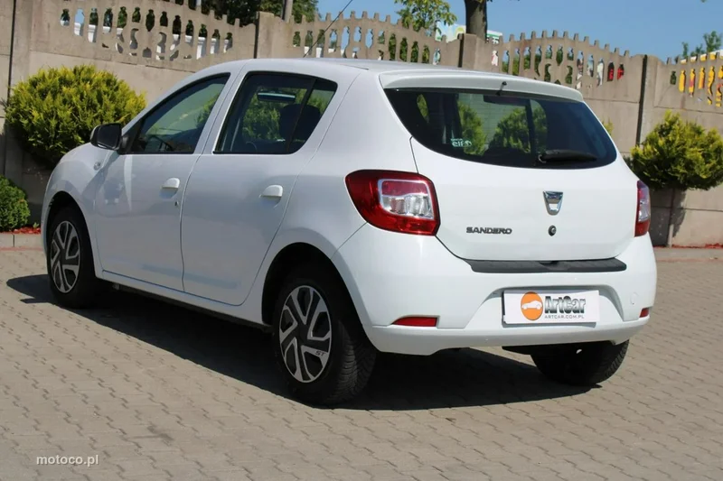 Dacia Sandero 40