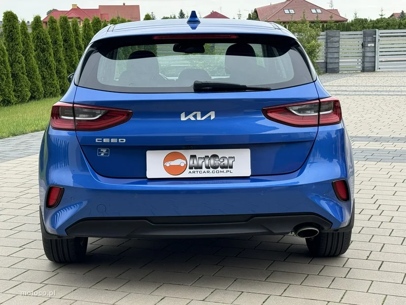 Kia Cee'd 8