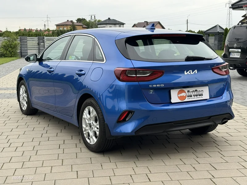 Kia Cee'd 9