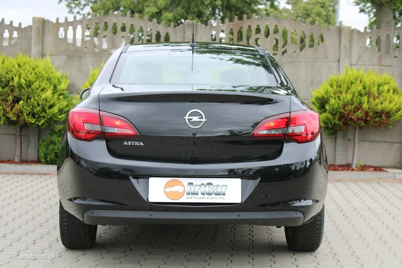 Opel Astra J 16