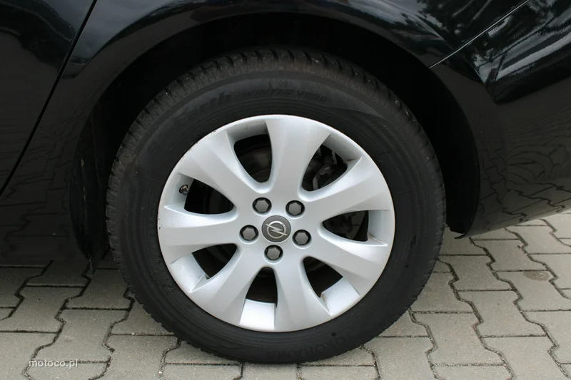 Opel Astra J 18