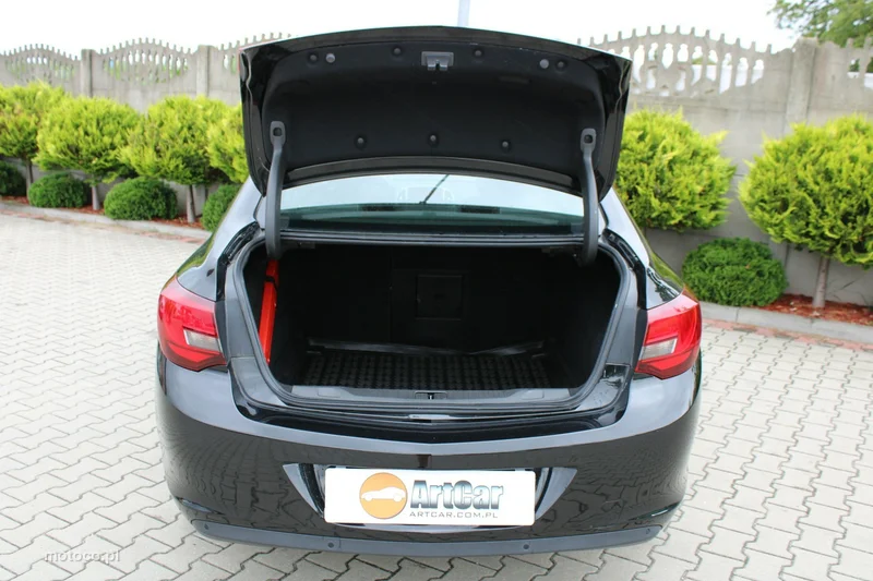 Opel Astra J 29