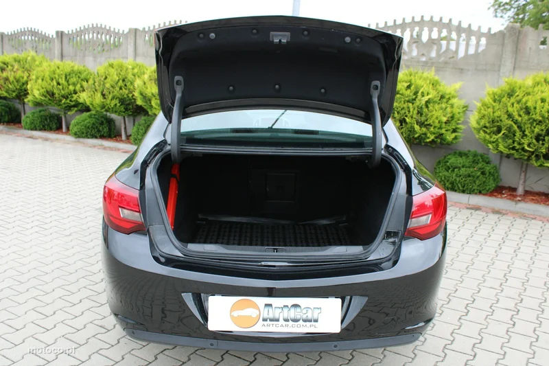 Opel Astra J 50