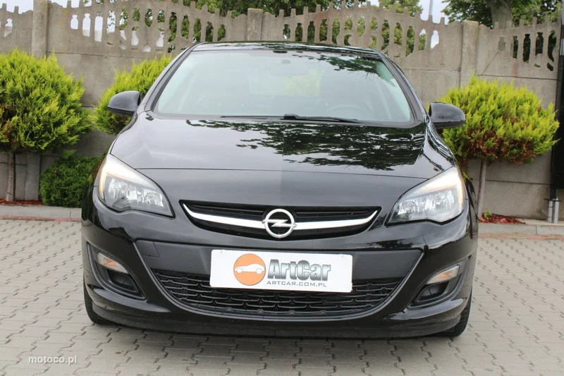 Opel Astra J 9