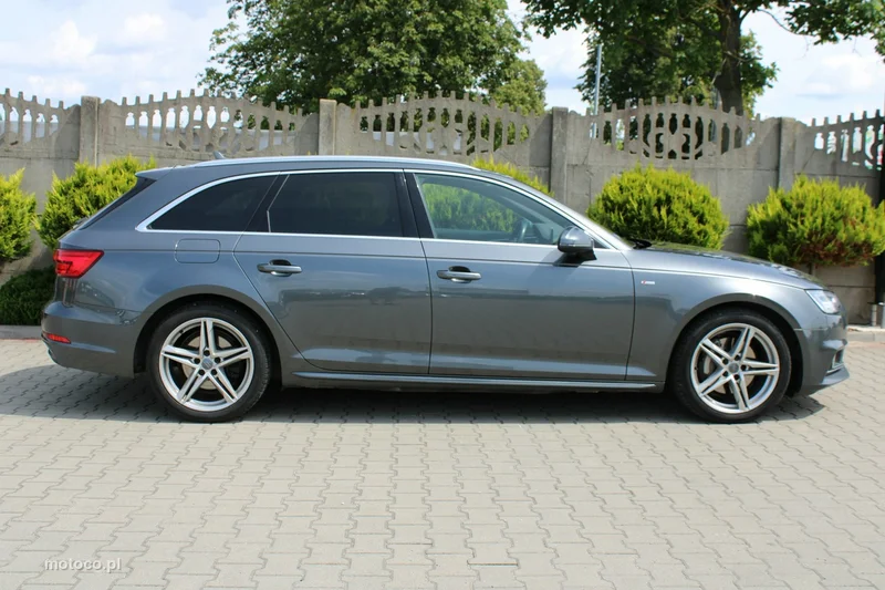 Audi A4 B9 28