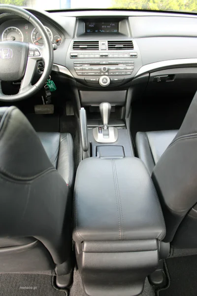 Honda Accord 24