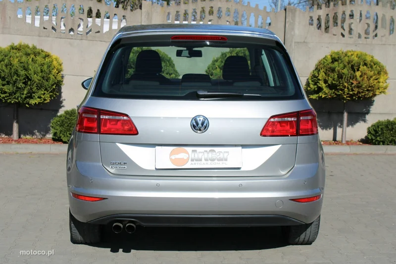 Volkswagen Golf Sportsvan VII 16