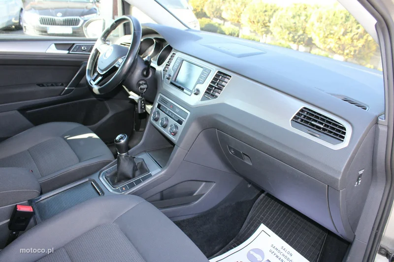 Volkswagen Golf Sportsvan VII 28