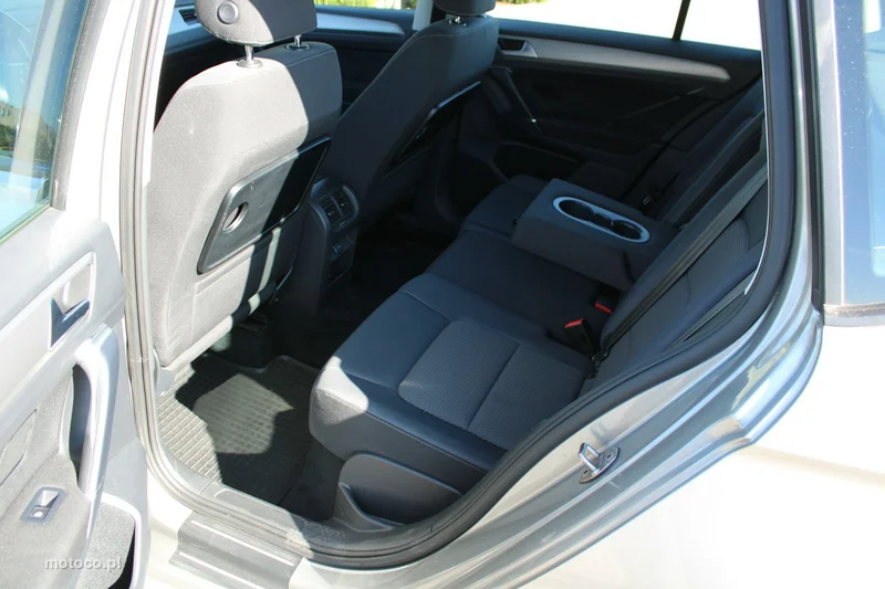 Volkswagen Golf Sportsvan VII 31