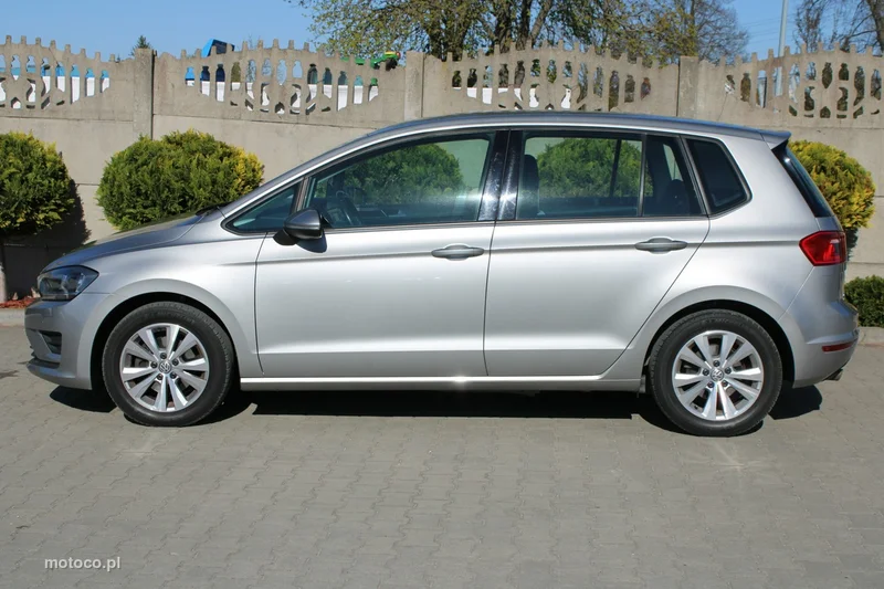 Volkswagen Golf Sportsvan VII 52